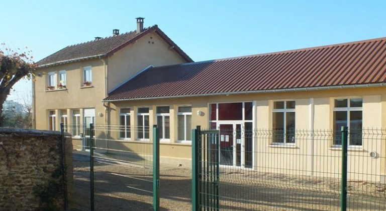 4 Place Du General De Gaulle Perigny Sur Yerres